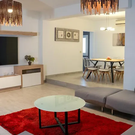 Big Family * La Mareta